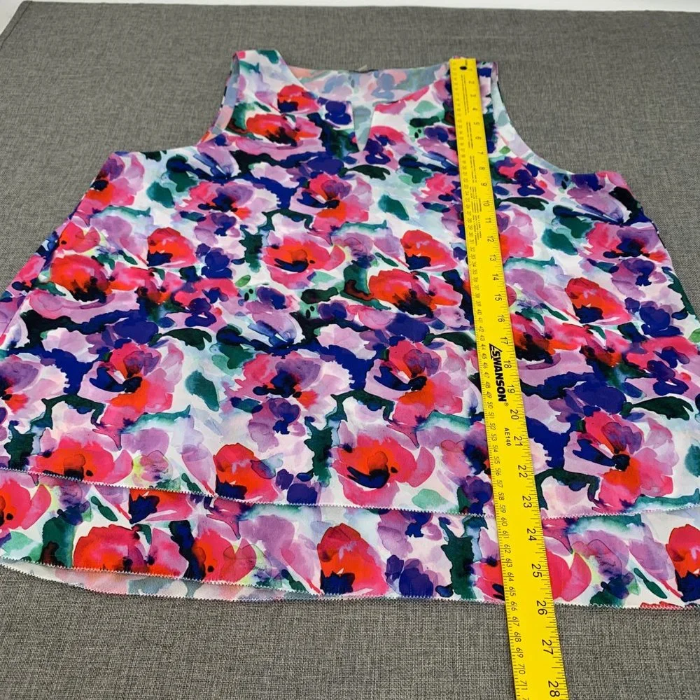 Cremieux Soft Watercolor Floral Blouse Sleeveless Large‎ Double Layered Detail - Picture 3 of 11